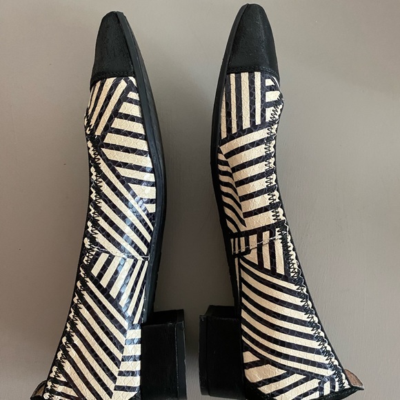 Hispanitas black and white flats - Picture 5 of 7